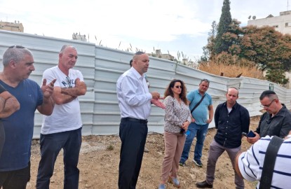 'נקודת חן' לפיתוח ושדרוג המרחב הציבורי בלוד: ראש העיר, המנכ"ל ונציגי האגפים בסיורים קבועים בעיר
