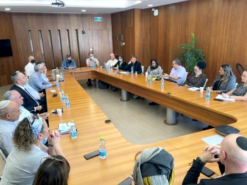 האוניברסיטה העברית בלוד!?