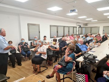 בוקר זהב בלוד: סדרת תרבות מיוחדת לגיל השלישי נפתחה בהיכל התרבות העירוני