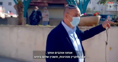 ה"אבא של תושבי לוד": יאיר רביבו בפריים-טיים של 'חדשות 13'