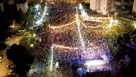 "כ-40,000 איש חגגו בבמת יום העצמאות בלוד"