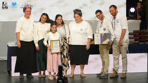 קיבלה ניקוד "לודאי": תלמידת בית הספר צופיה זכתה במקום ה-1 בחידון תנ"ך ארצי של תנועת אריאל