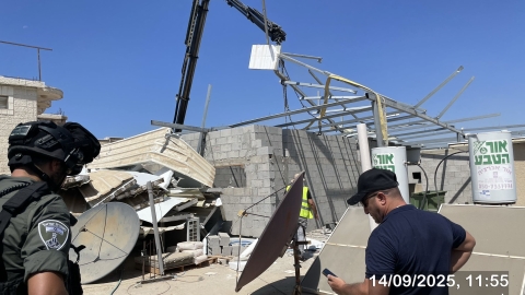 עיריית לוד הרסה 190 מ"ר שנבנו ללא היתר על גג בית פרטי בשכונת פרדס שניר 