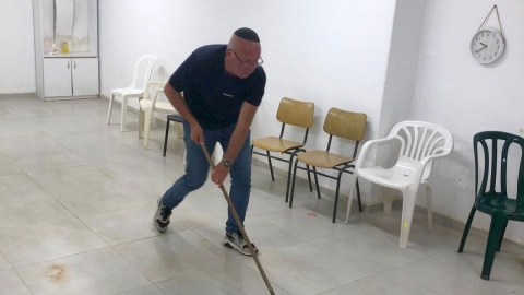 גיבורים בשקט: צוות מחלקת המקלטים בלוד פועל סביב השעון למען ביטחון התושבים 