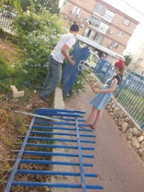 מניחים את הגדר: 'המרכז לגישור' בדיאלוג ועשייה בבניין המשותף בלוד