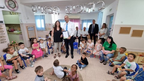 יאיר רביבו בישר על הוזלת תכנית ניצנים בגנים ובכיתות א'-ב' ל-500 ₪ בלבד לשנה!!